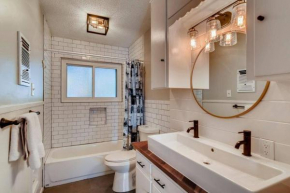 Cozy modern 3 bed-2 bath home close to downtown